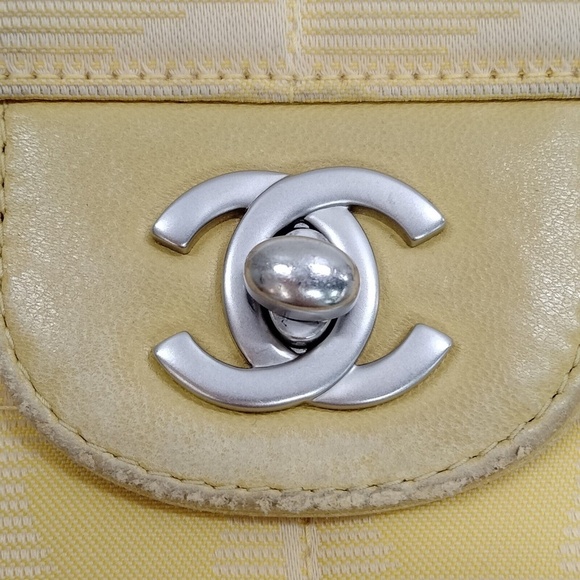 Chanel Travel Line Yellow Nylon - Picture 13 of 13